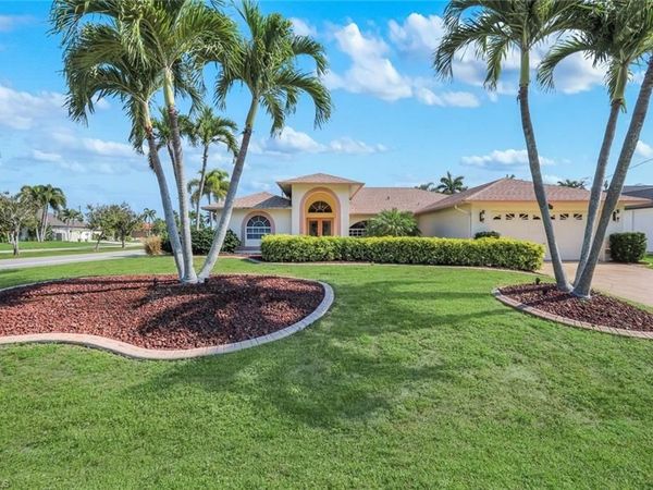 2725 SW 46th TER , CAPE CORAL, FL 33914