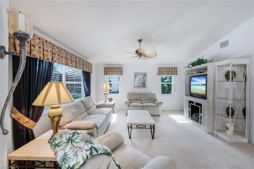 2725 SW 46th Ter, Cape Coral, FL 33914 Photo