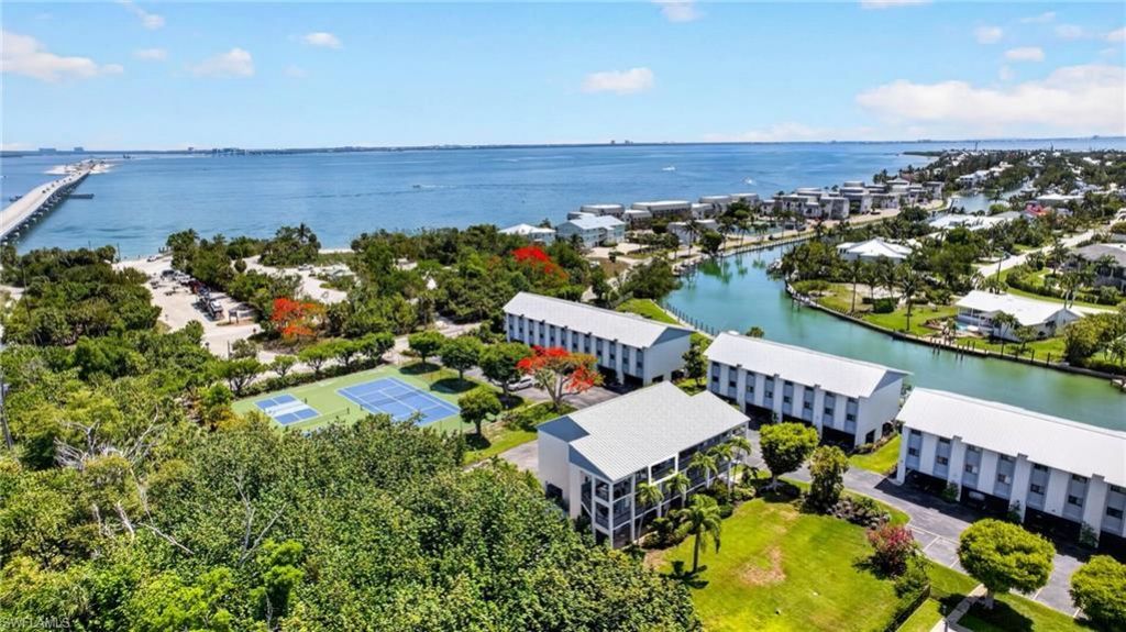 1250 Tennisplace Ct, Unit D33, Sanibel, FL 33957 Photo