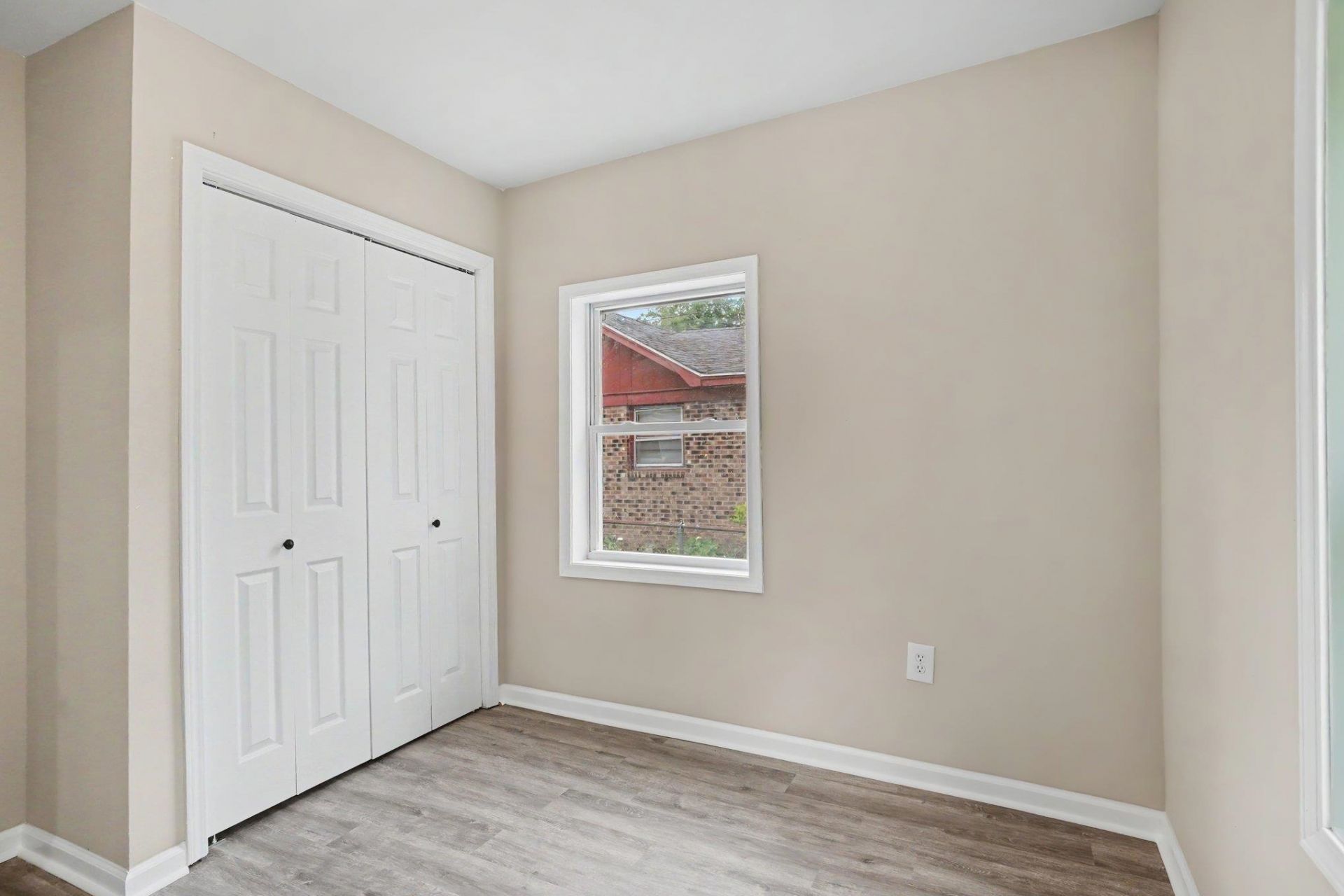1712 Brown St. Photo 15