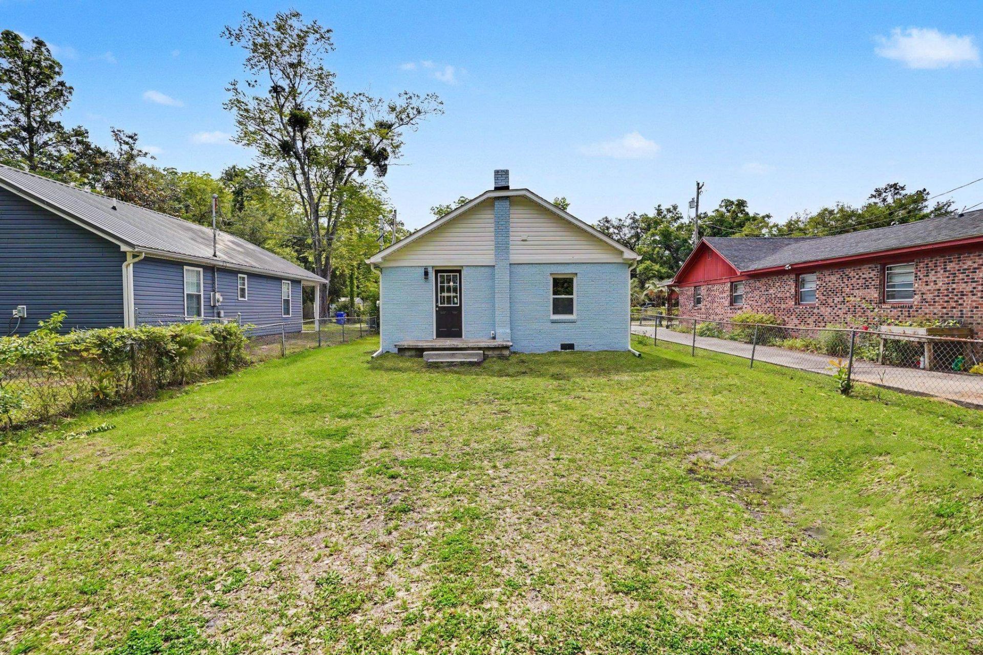 1712 Brown St. Photo 25