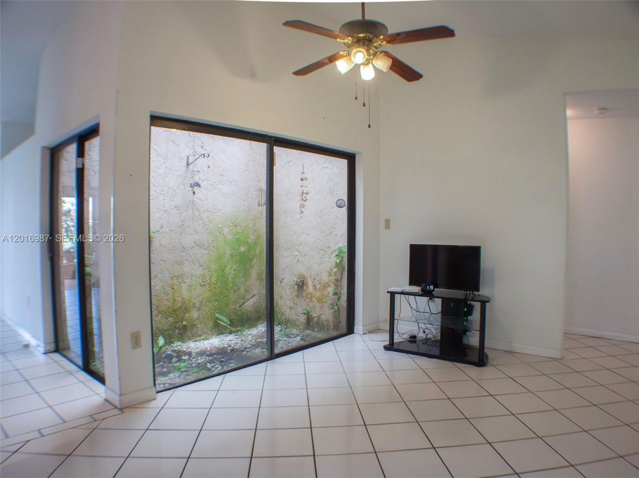 17523 NW 66th Ct, Hialeah, FL 33015 Photo