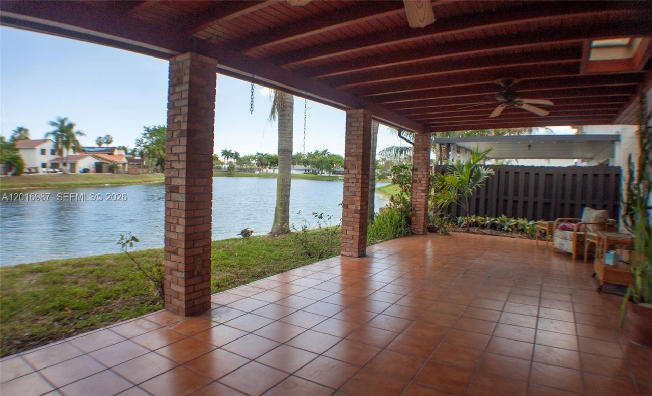 17523 NW 66th Ct, Hialeah, FL 33015 Photo