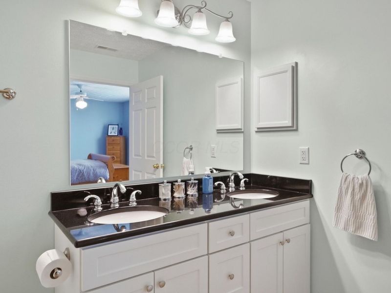 6213 Hampton Green Place, Unit 2C, Dublin, OH 43016 Photo 16