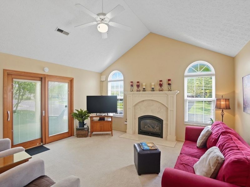 6213 Hampton Green Place, Unit 2C, Dublin, OH 43016 Photo 2