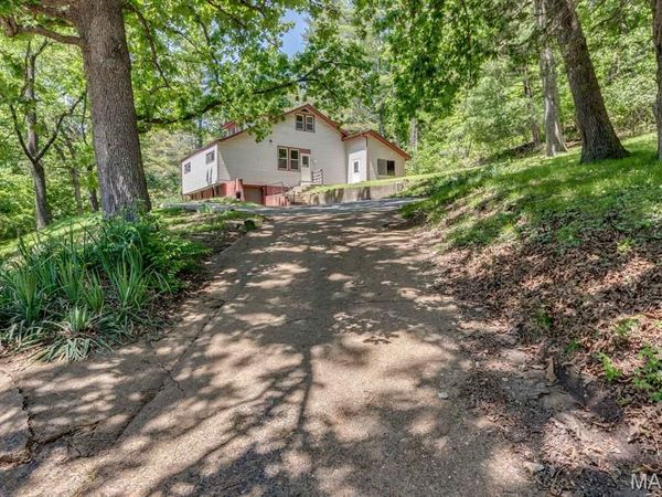4251 Hunning Road, High Ridge, MO 63049