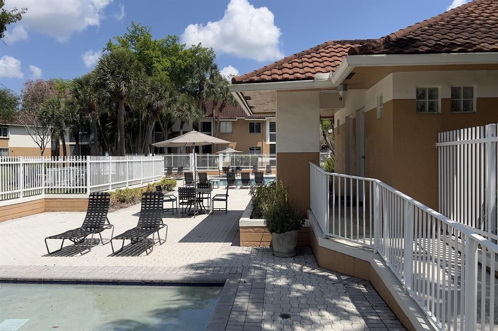 720 NW 91st Terrace, Plantation, FL 33324 Photo