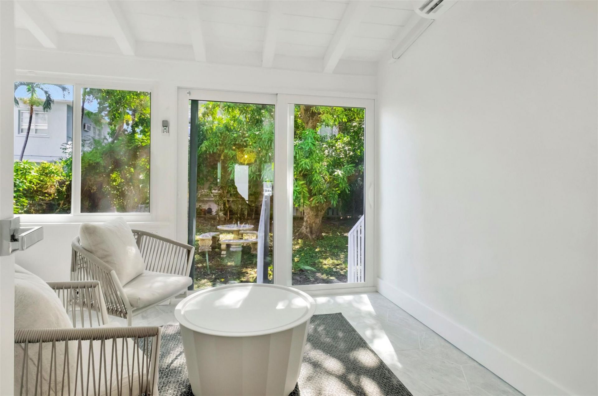 7825 Byron Avenue, Miami Beach, FL 33141 Photo