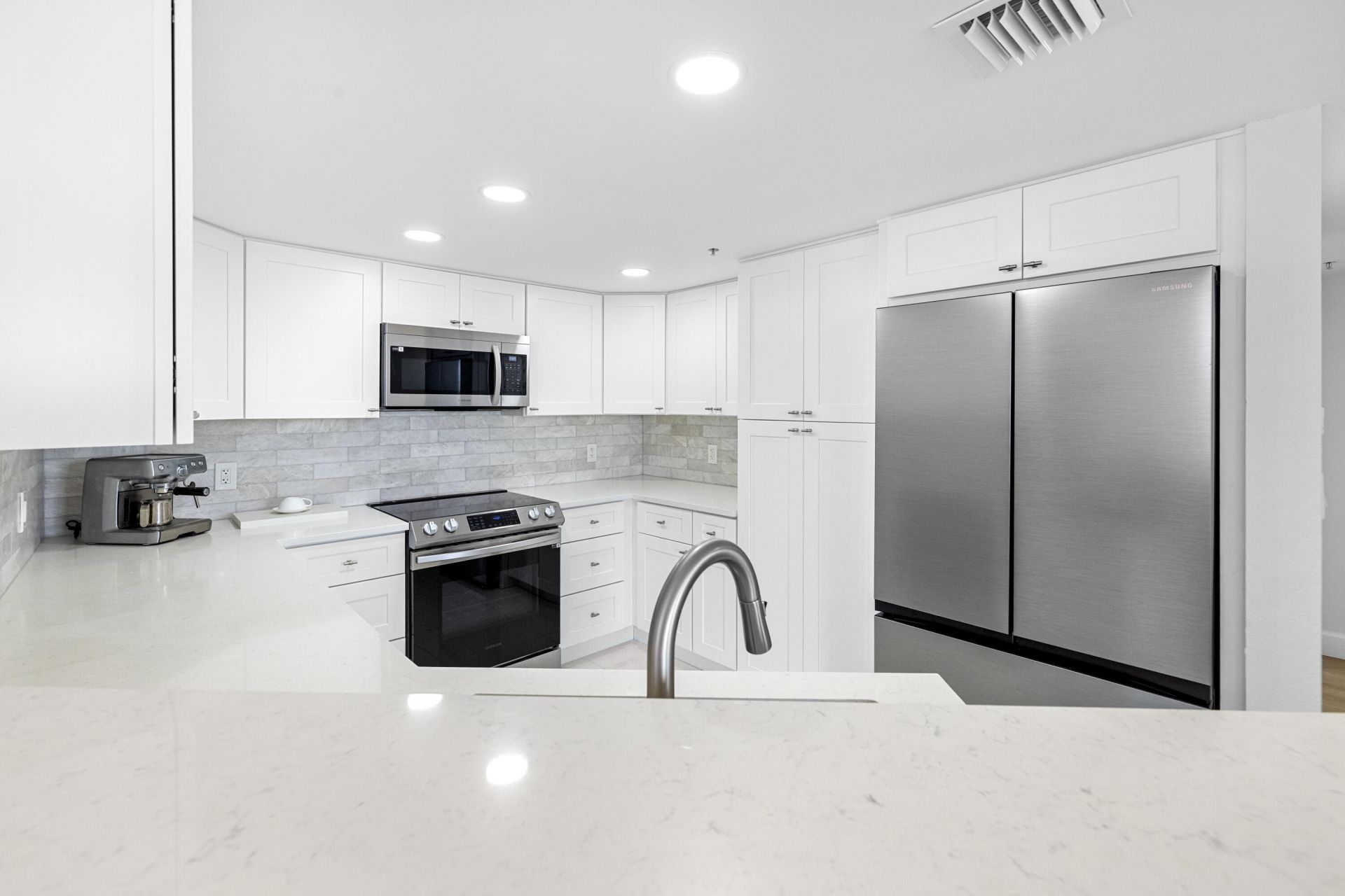1801 N Flagler Drive, Unit 824, West Palm Beach, FL 33407 Photo