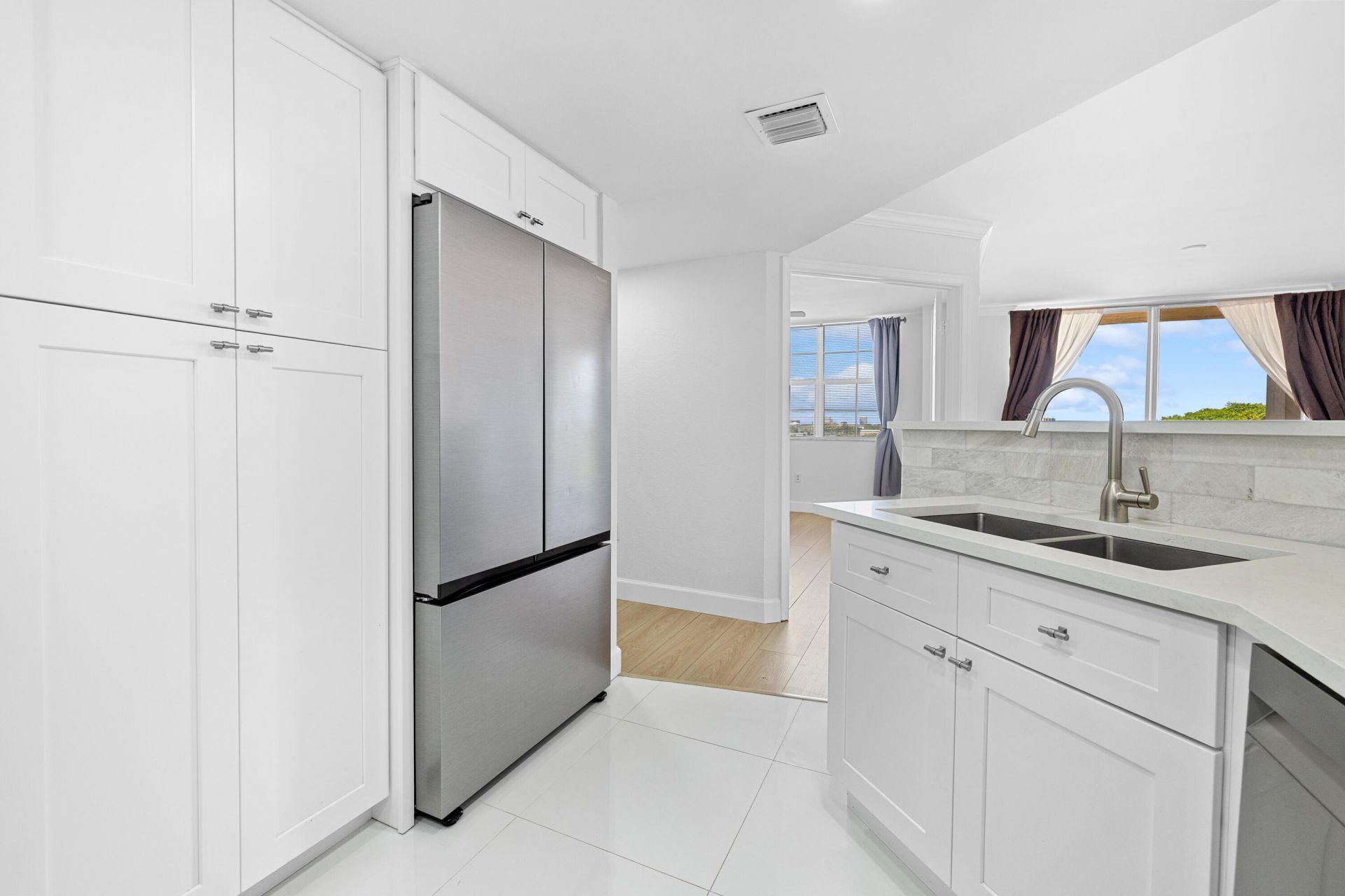 1801 N Flagler Drive, Unit 824, West Palm Beach, FL 33407 Photo