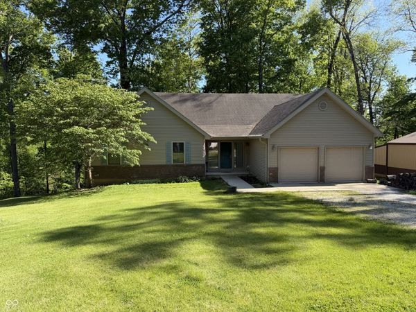 1873 S Lee Kay Drive, Rockville, IN 47872