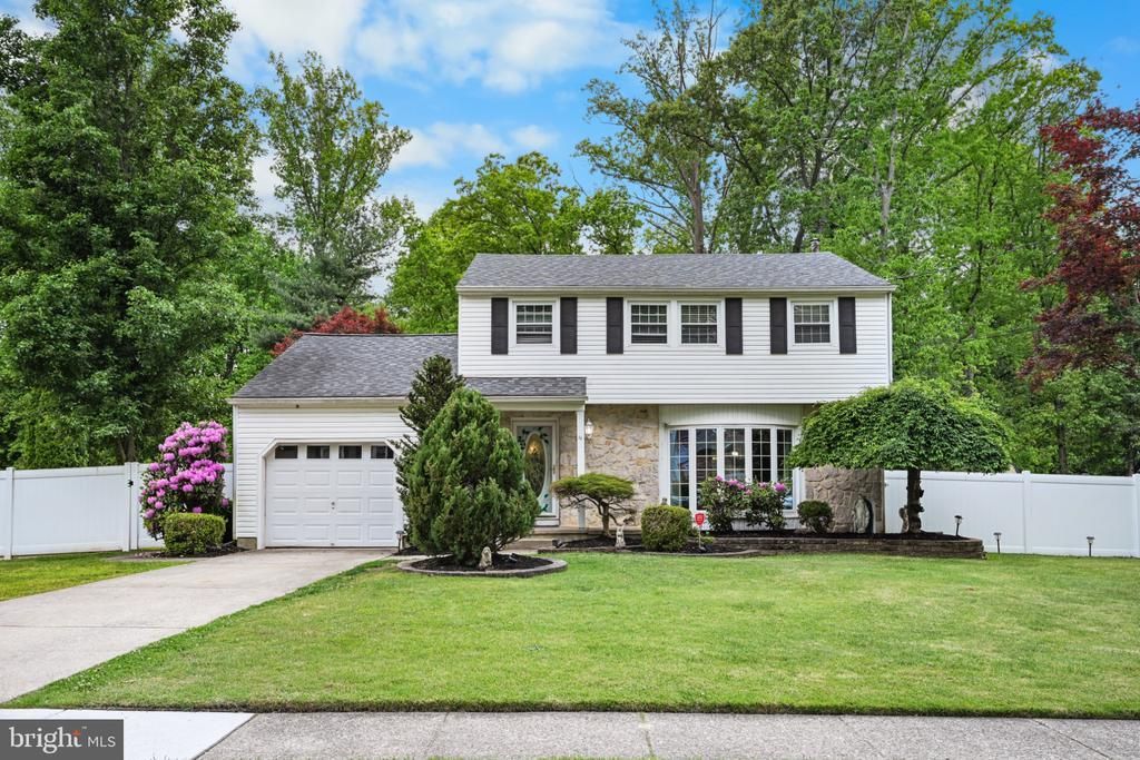 4 River Birch Road, Blackwood, NJ 08012 Main Photo