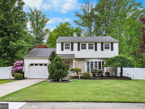 4 RIVER BIRCH ROAD, BLACKWOOD, NJ 08012