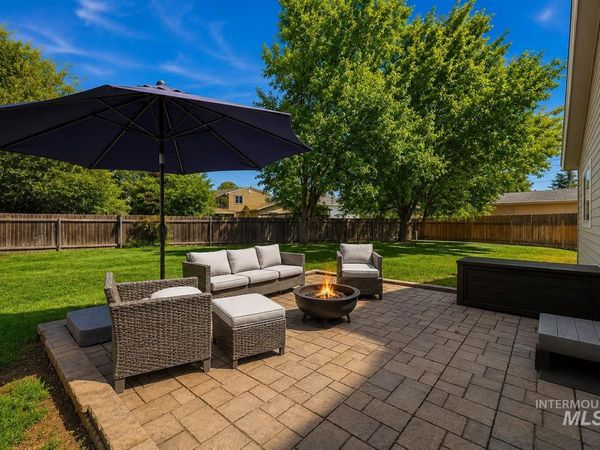 1803 Poplar St, Caldwell, ID 83605