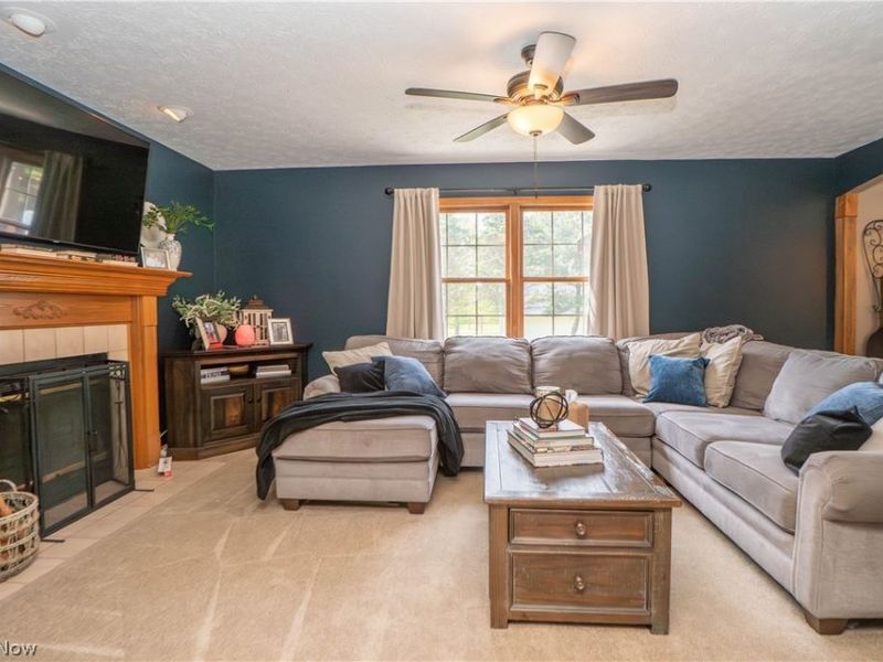304 Rodeo Circle, Louisville, OH 44641 Photo 10