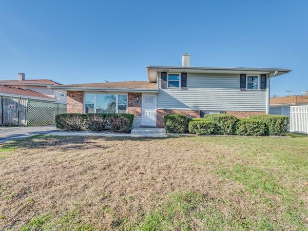 19116 Sherman Street , Lansing, IL 60438