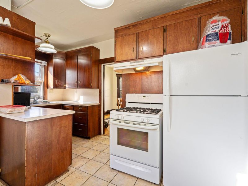 217 E Oakland Avenue , Columbus, OH 43201 Photo 12