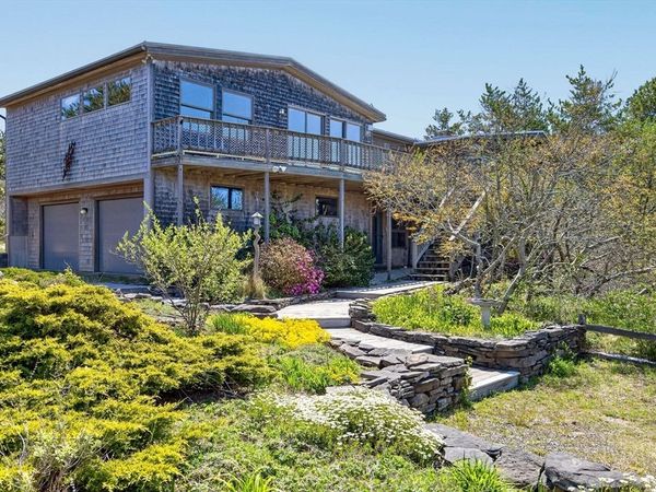 5 Great Hills Rd, Truro, MA 02653