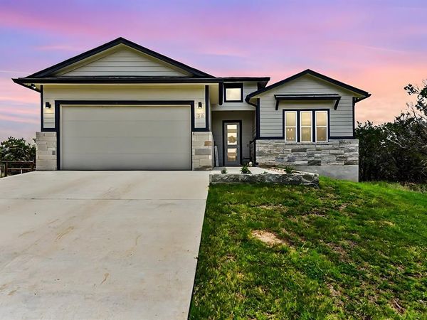 26 Quiet Meadow CIR, Wimberley, TX 78676