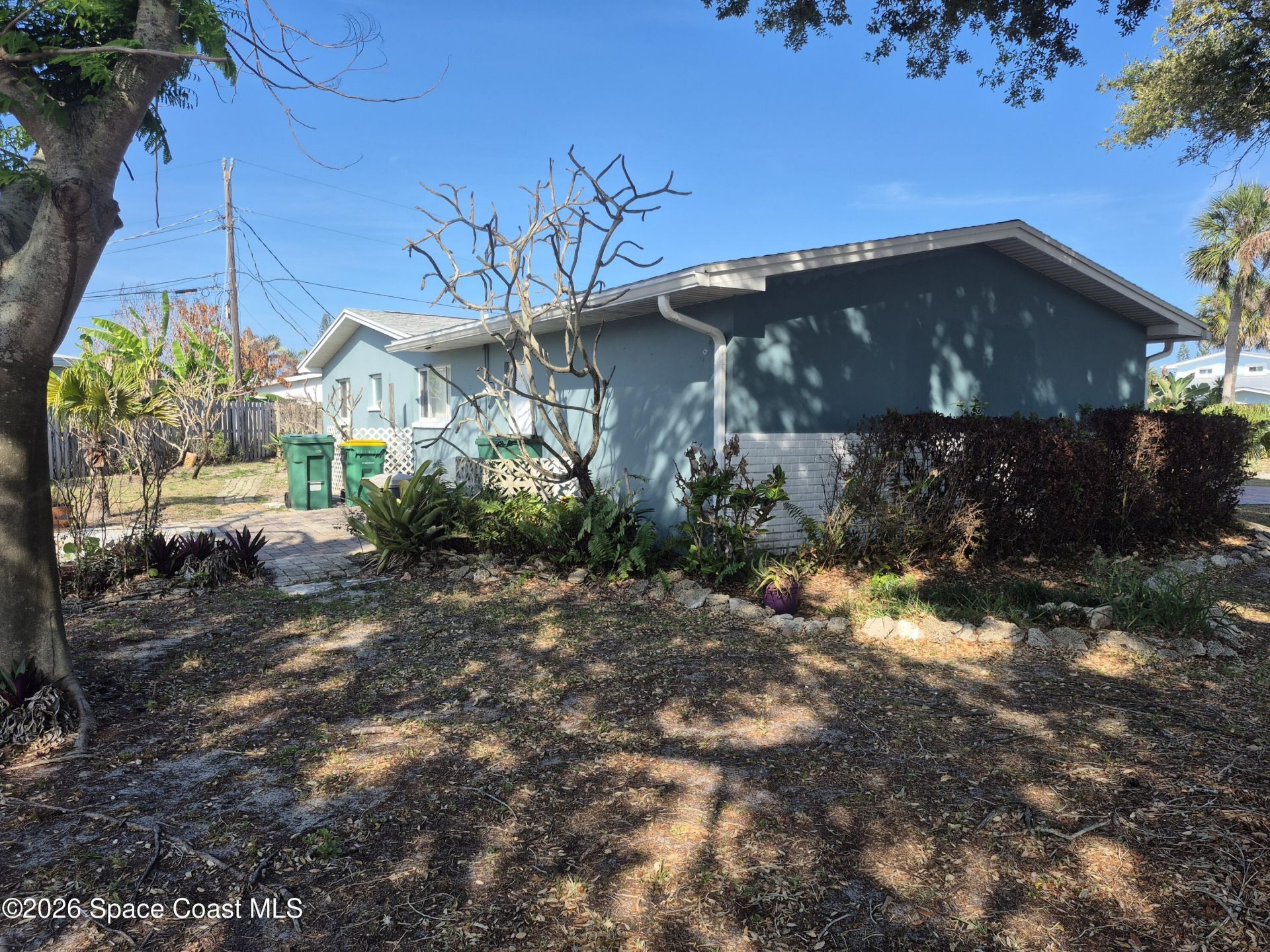 655 N Robin Way , Satellite Beach, FL 32937 Photo
