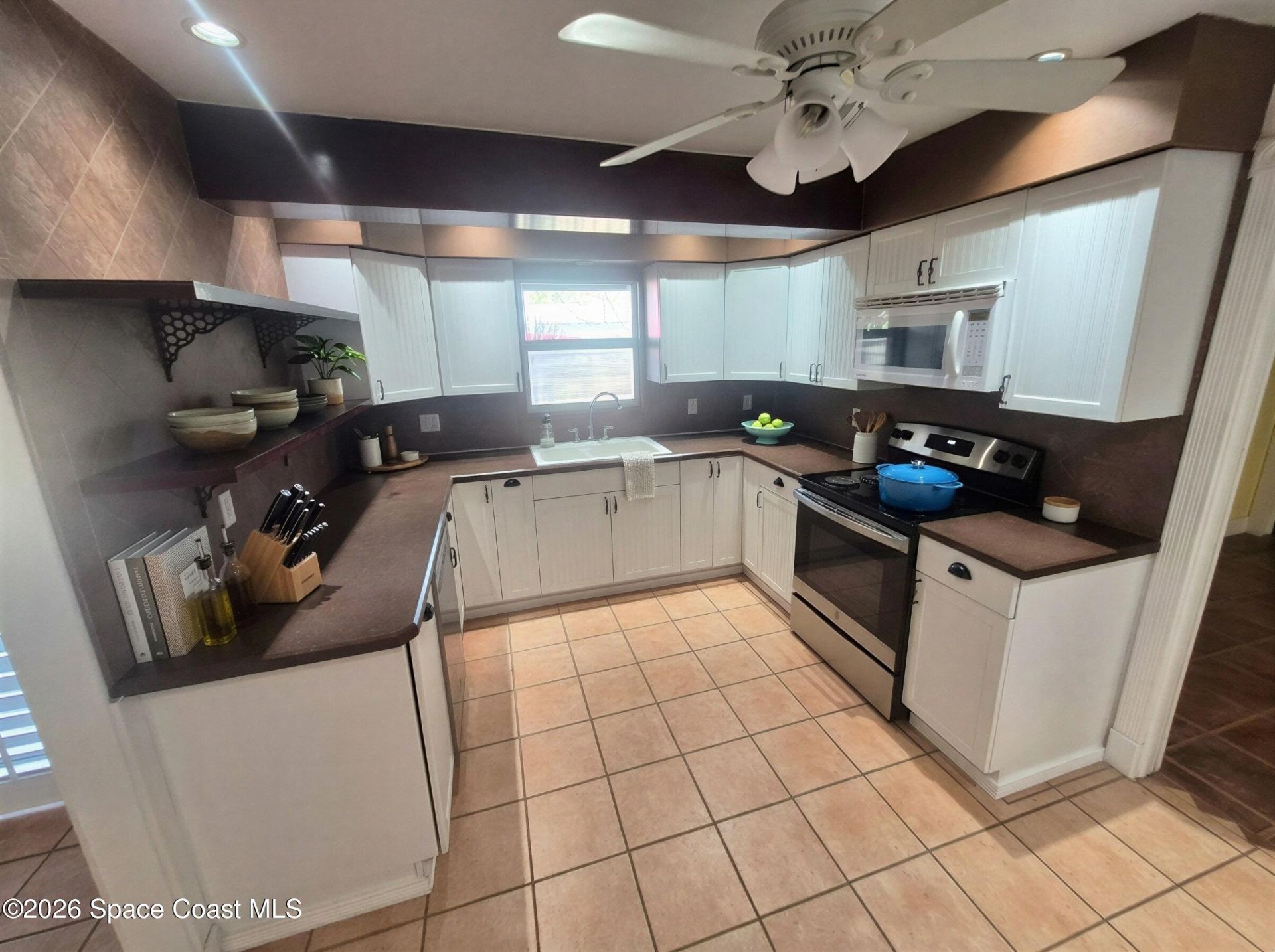 655 N Robin Way , Satellite Beach, FL 32937 Photo