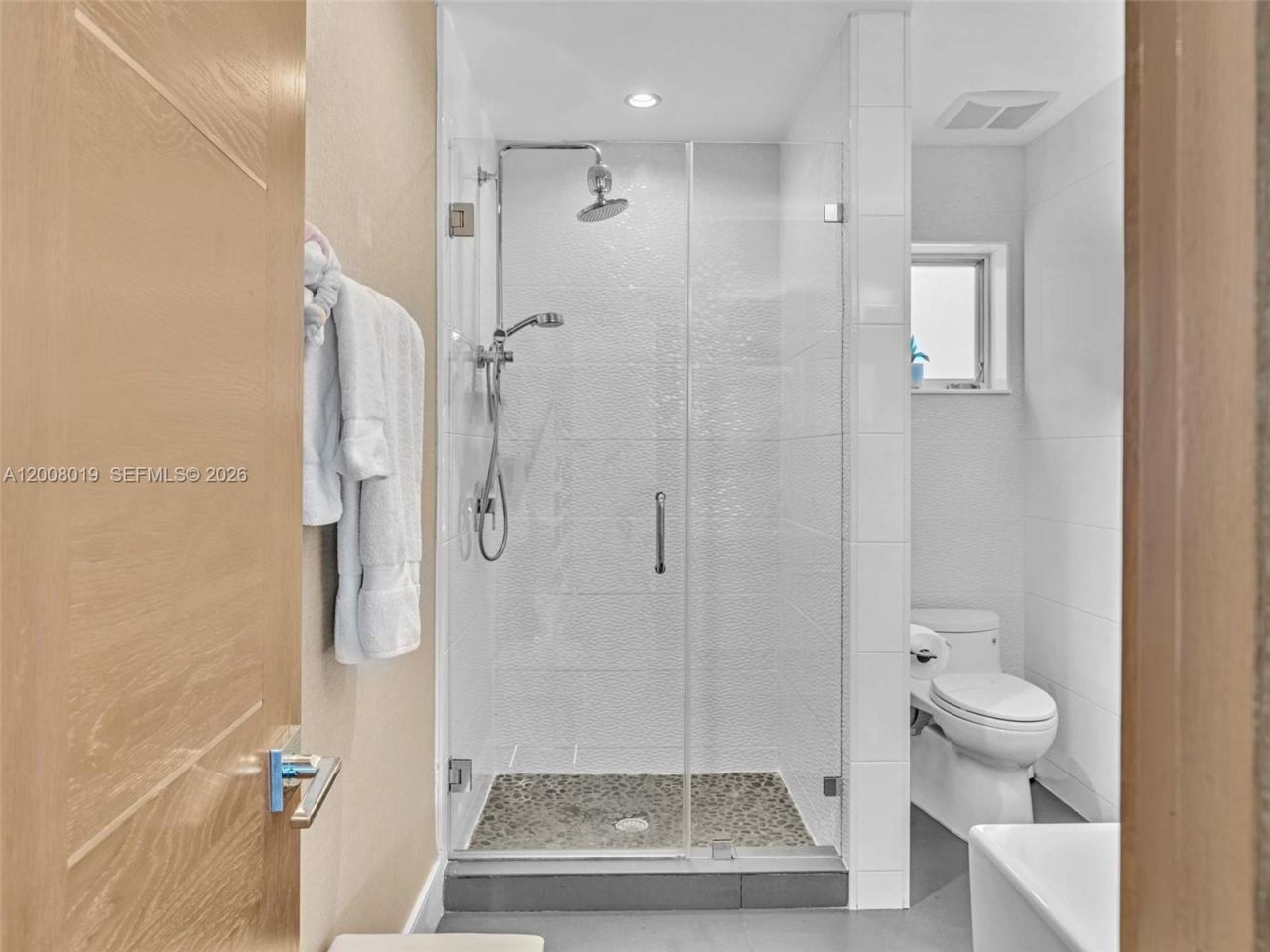 307 Holiday Dr , Hallandale Beach, FL 33009 Photo