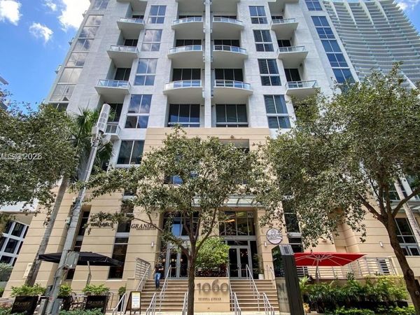 1050 Brickell Ave , Unit 2922, Miami, FL 33131