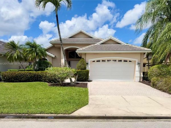 8300 Bob O Link Dr , West Palm Beach, FL 33412