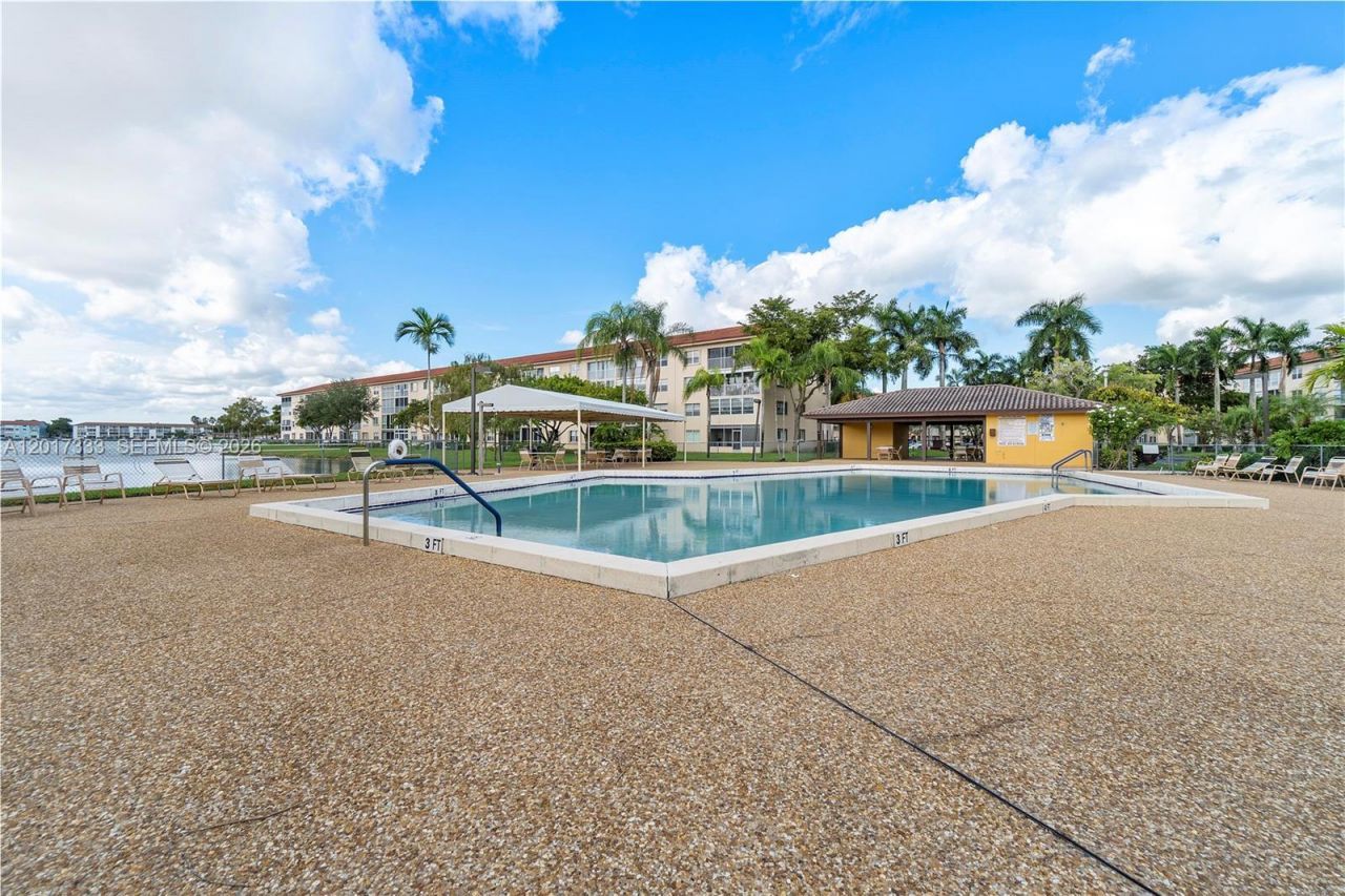 12901 SW 15th Ct , Unit 208V, Pembroke Pines, FL 33027 Photo