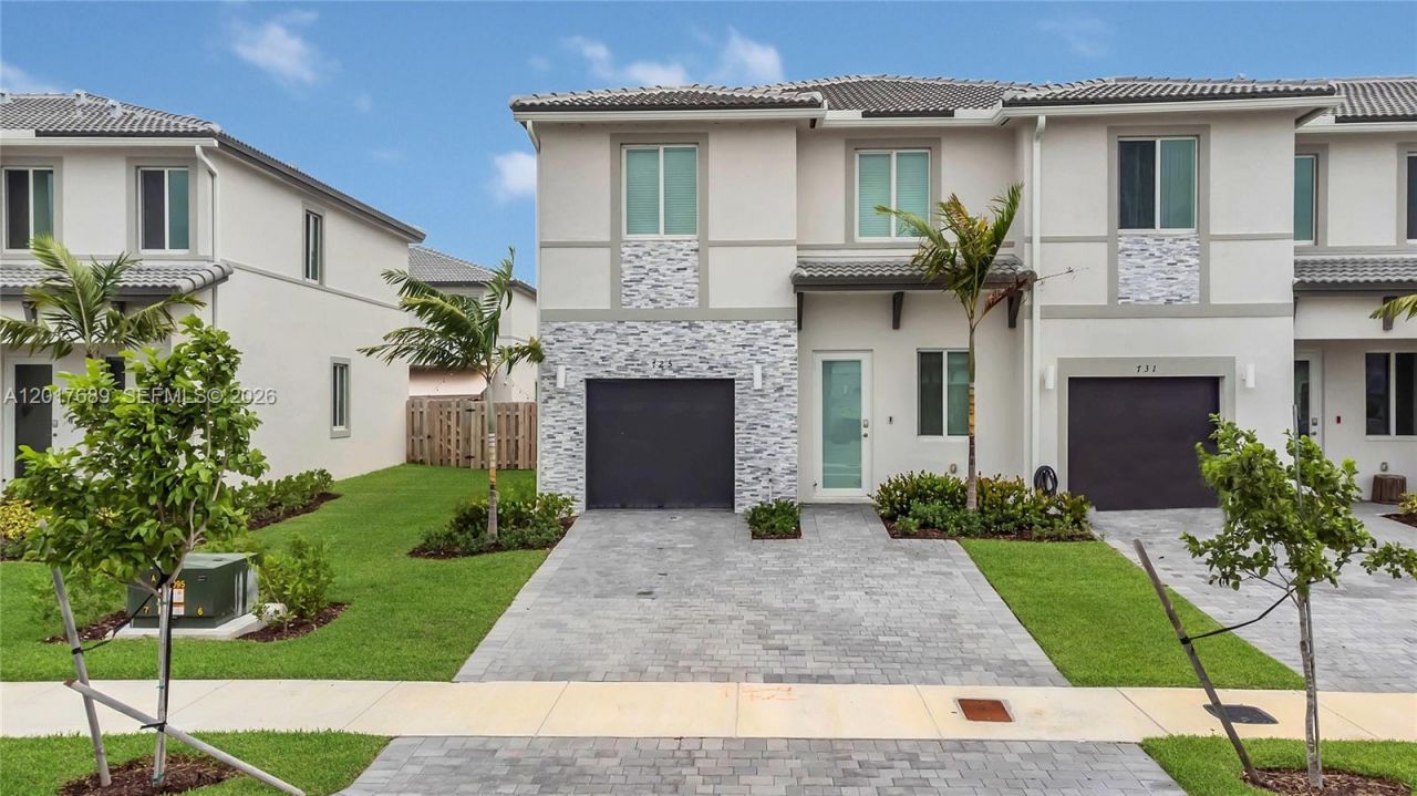 725 SE 14th Ct, Homestead, FL 33034 Photo