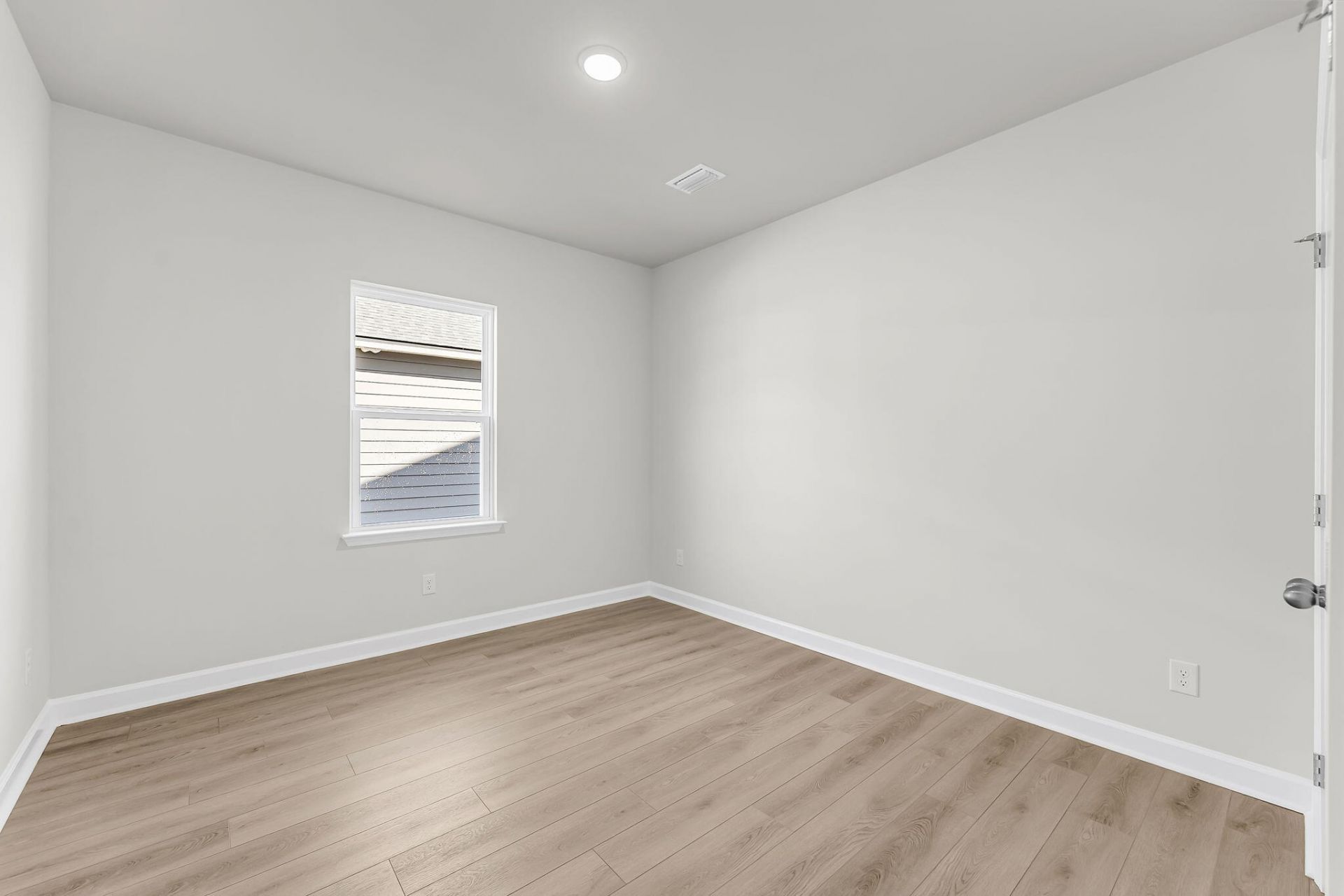 4022 Lemon Grass Lane Photo 10