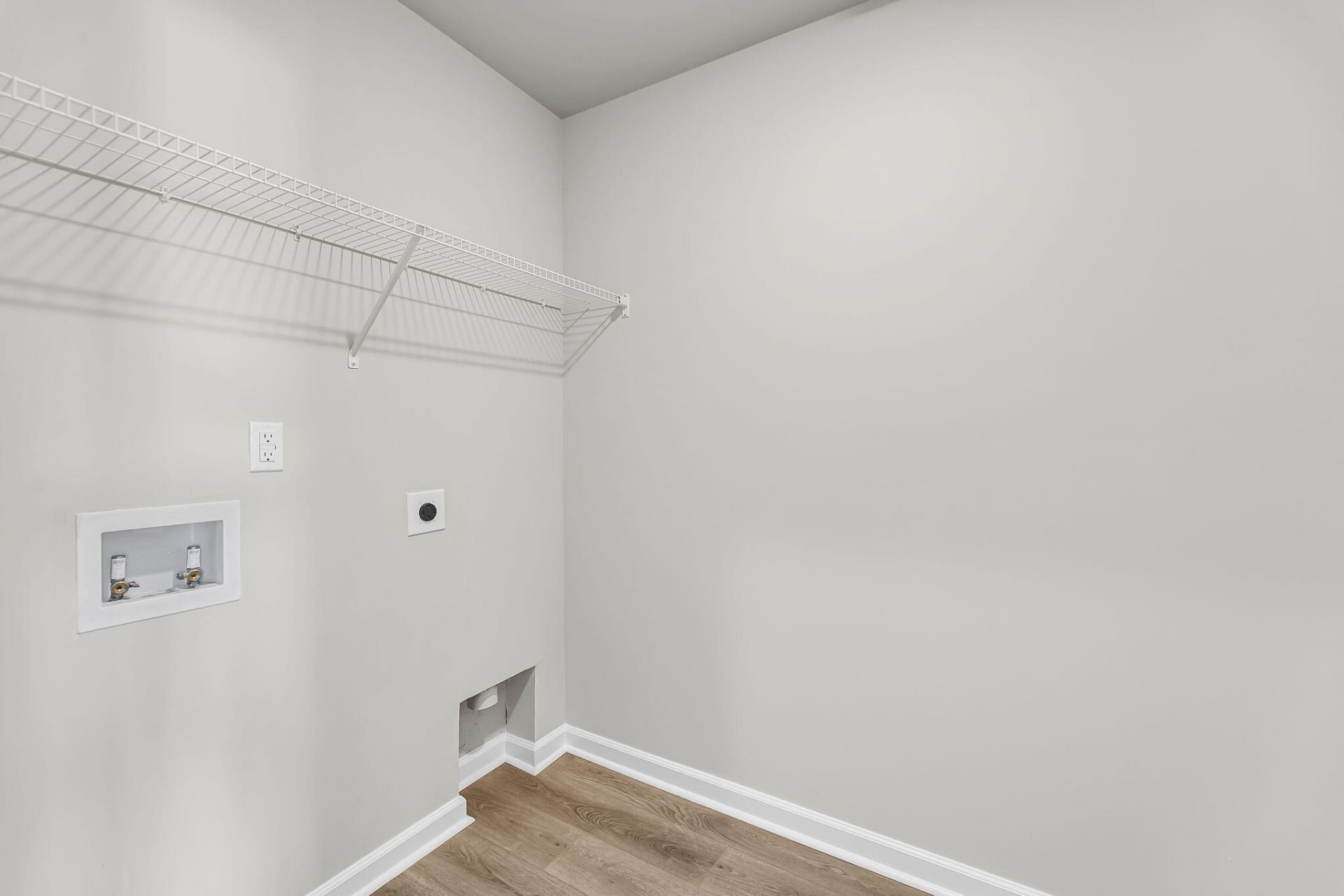 4022 Lemon Grass Lane Photo 28