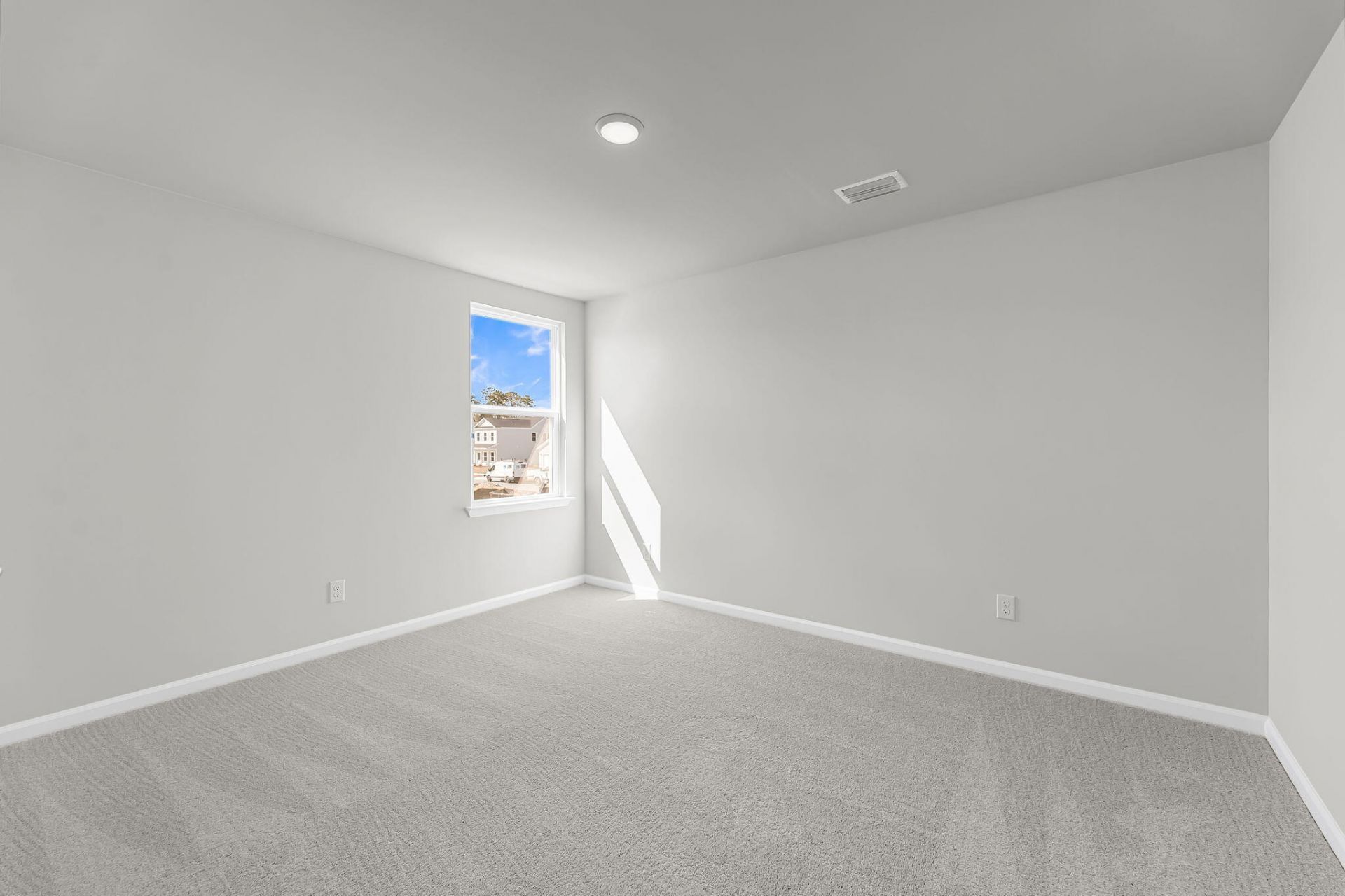 4022 Lemon Grass Lane Photo 32