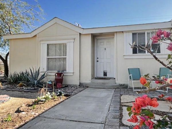 1023 S Marina Drive, Thermal, CA 92274
