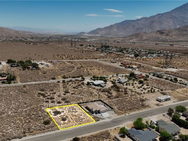 1 Excelsior Street, Whitewater, CA 92282