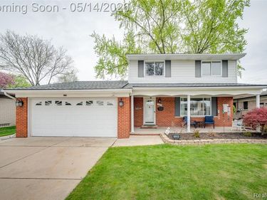 11226 Lorman Drive, Sterling Heights, MI 48312