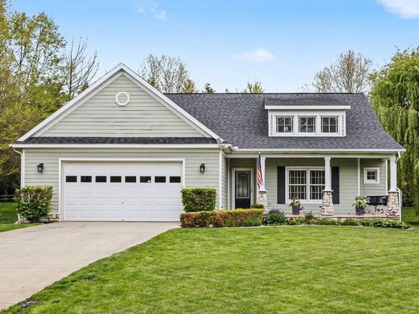 15 Longmeadow Drive, Niles, MI 49120