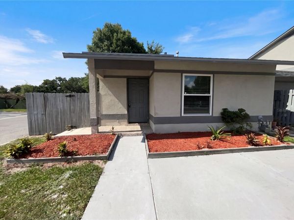 1015 WESTSIDE DRIVE, WINTER GARDEN, FL 34787