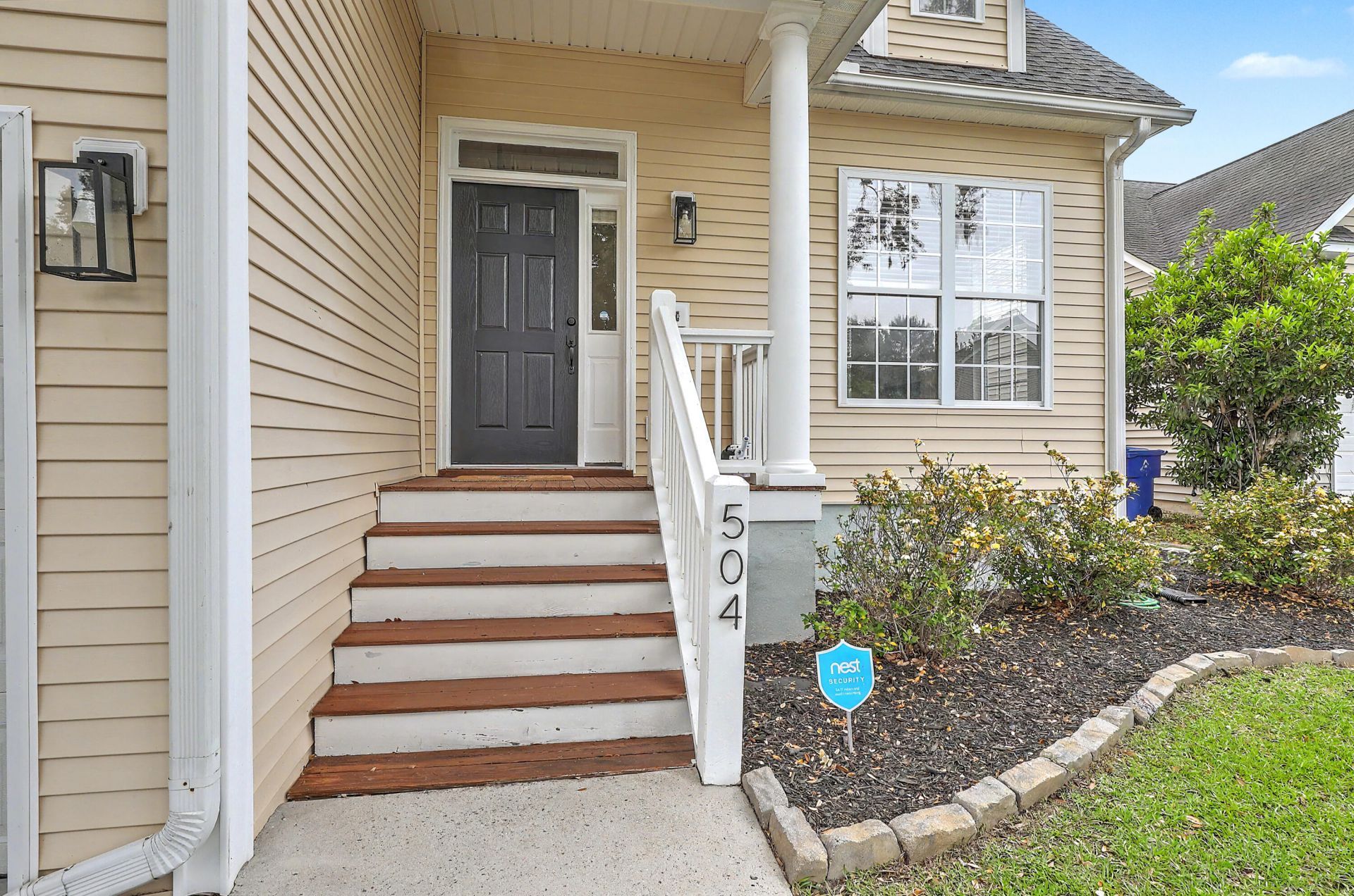 504 Stonecreek Drive Photo 4