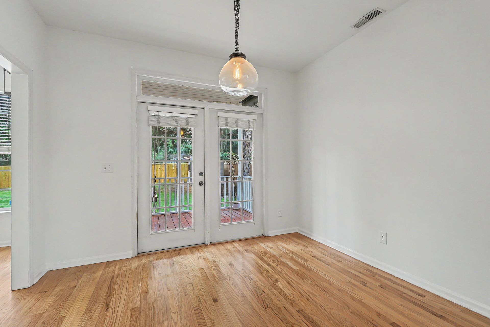 504 Stonecreek Drive Photo 8
