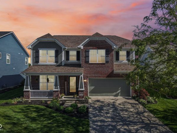 1334 Old Heritage Place, Greenwood, IN 46143