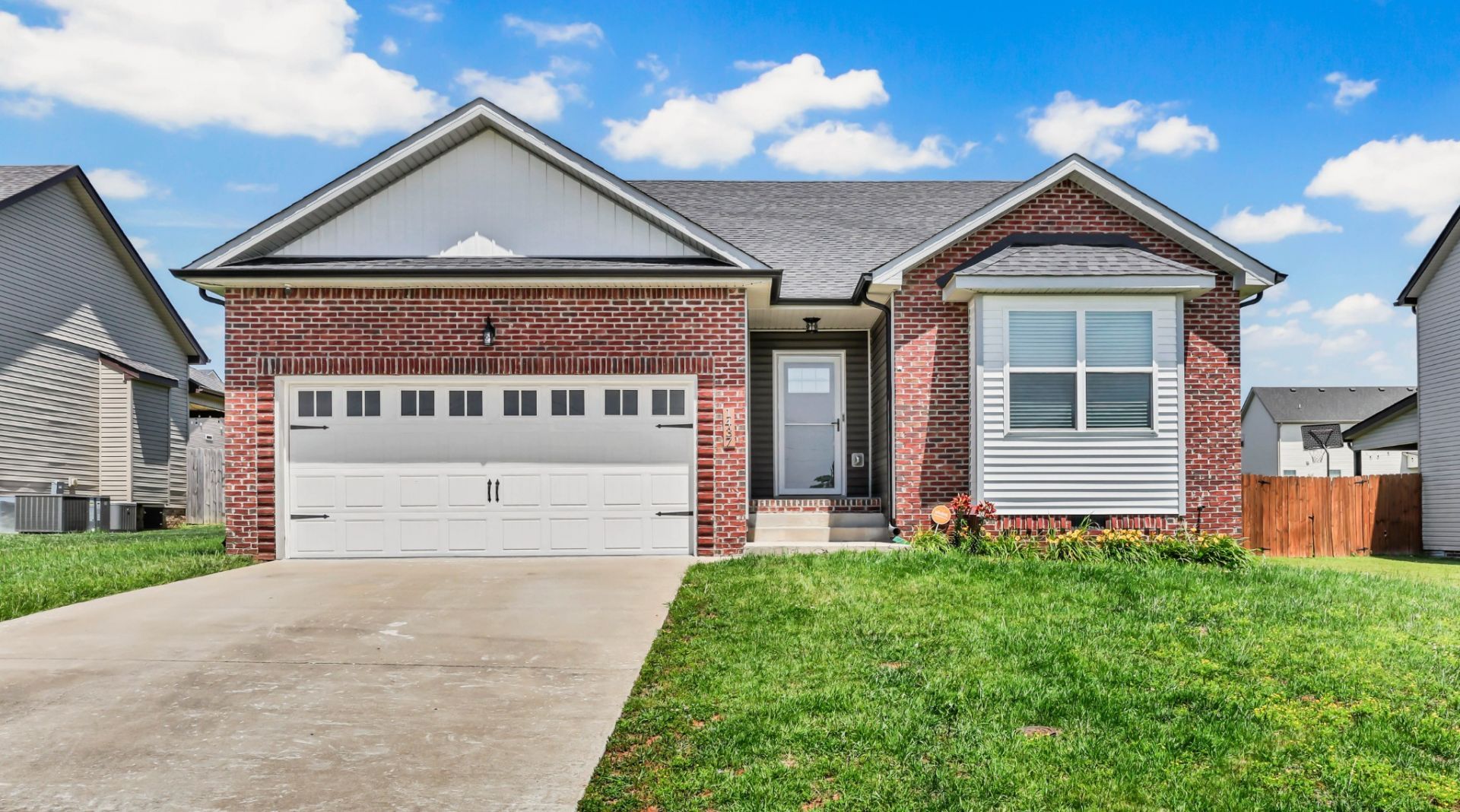 1437 Wild Fern Ln, Clarksville, TN 37042 Main Photo