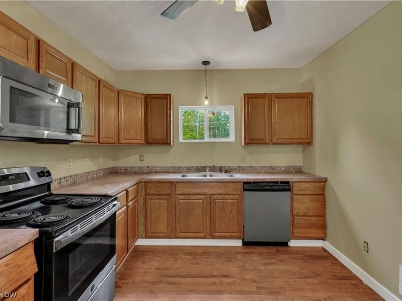 9611 Township Road 390a SE, Corning, OH 43730 Photo 12