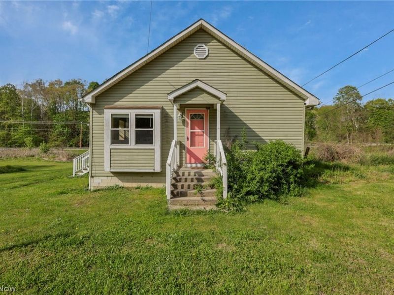 9611 Township Road 390a SE, Corning, OH 43730 Photo 2