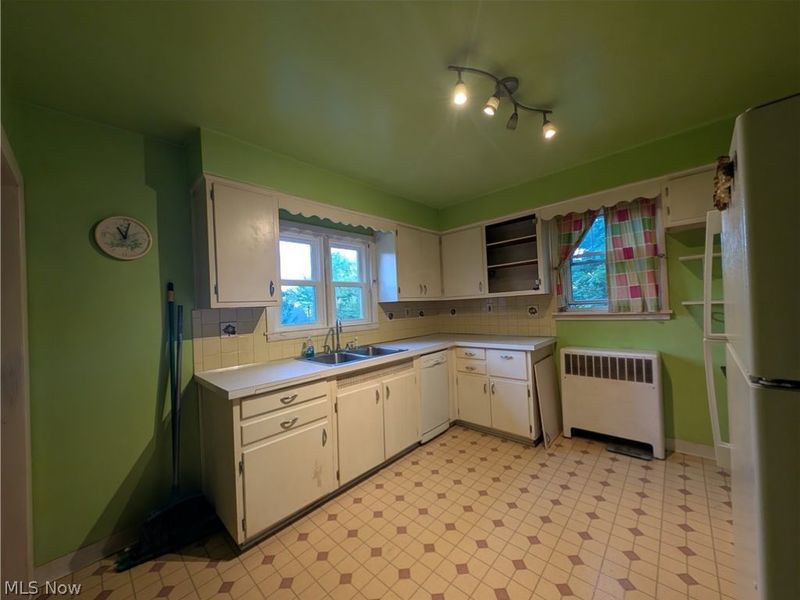 433 Allenford Street, Akron, OH 44314 Photo 5