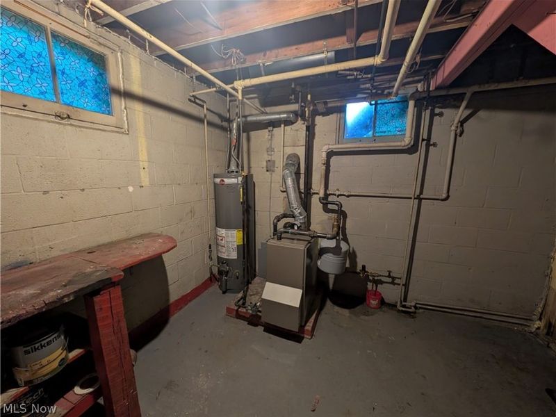 433 Allenford Street, Akron, OH 44314 Photo 9