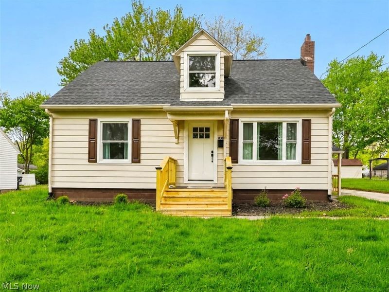 1130 Riverview Street NW, Warren, OH 44485 Photo 1