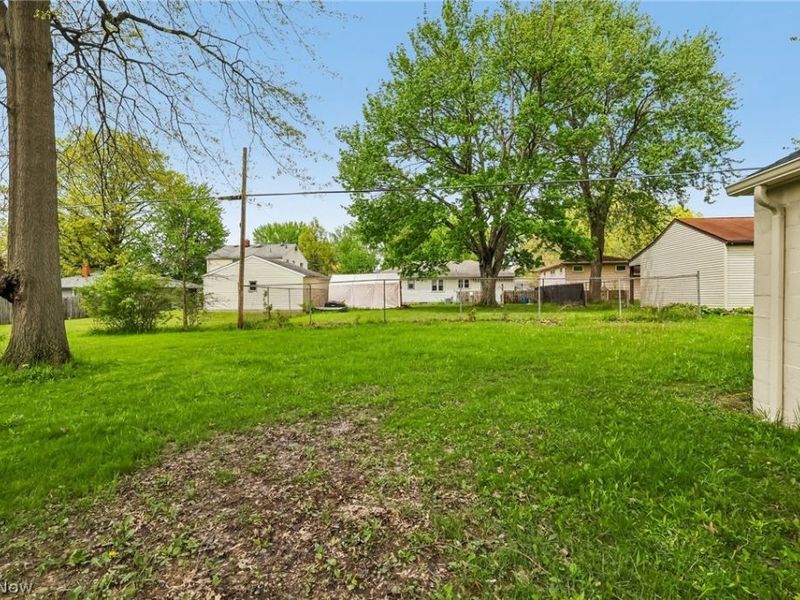 1130 Riverview Street NW, Warren, OH 44485 Photo 30