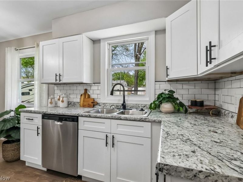 1130 Riverview Street NW, Warren, OH 44485 Photo 6