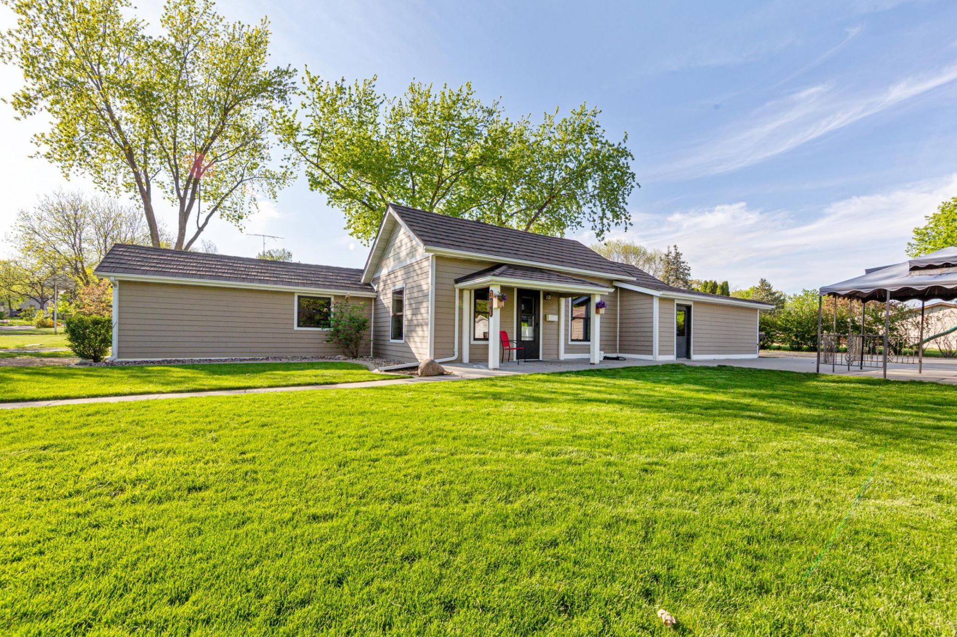 311 Wabasha Street, Saint Peter, MN 56082